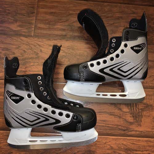 Senior CCM Intruder D&R (Regular) Size 7 Hockey Skates