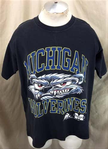 Vintage 1993 Apex One Michigan Wolverines (L/XL) Retro NCAA Apparel Graphic T-Shirt