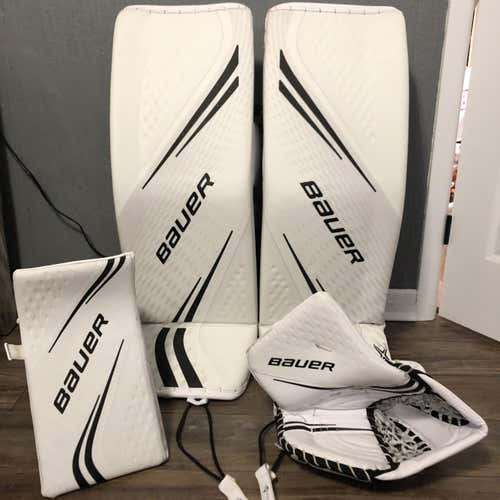 White Senior L Bauer 2X Goalie Pads Full Set