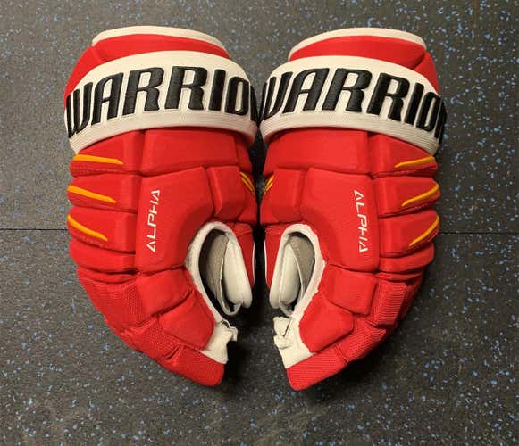New 14” Calgary Flames Team Stock Warrior Alpha Pro 14" Pro Stock Gloves