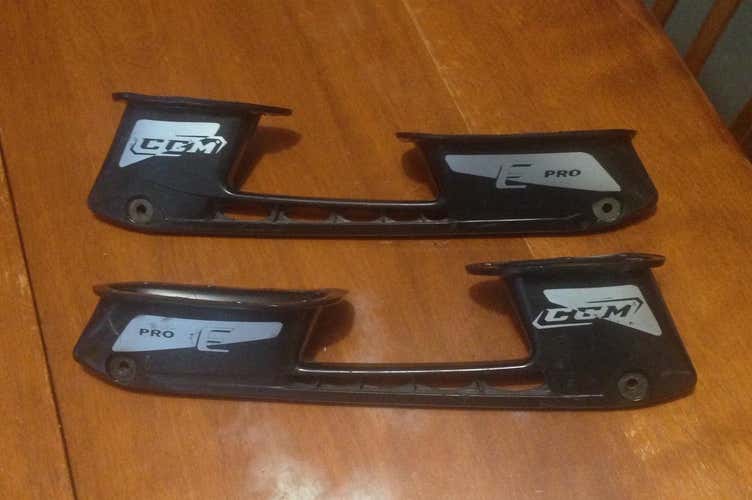 CCM E-Pro Holders 271