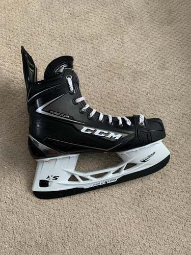 Senior CCM Ribcor 80K D&R (Regular)  Size 8 Hockey Skates