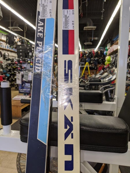 Classic Unisex Cross Country Skis With Bindings