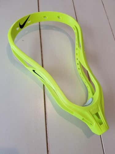 **New** Nike Alpha U ... Screamin' Volt Green!