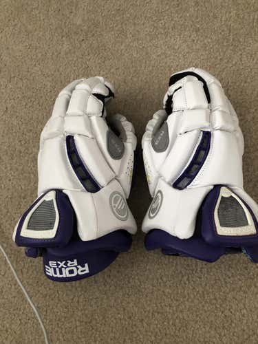 Holy Cross Maverik Rome RX3  gloves