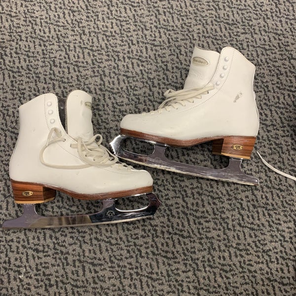 White  Riedell Size 5 Figure Skates