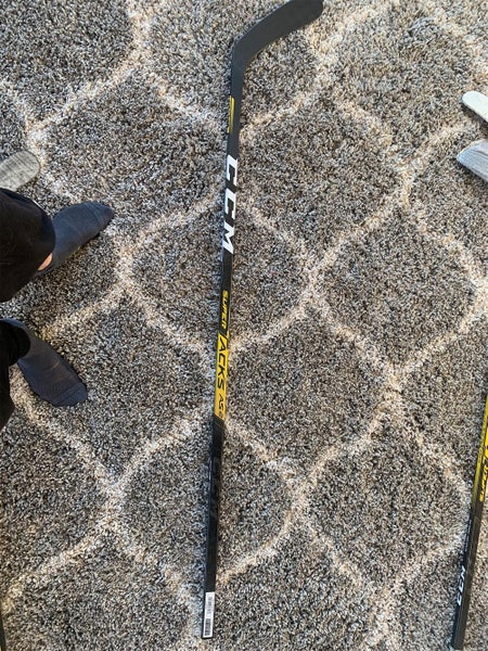 Senior Right Handed Super Tacks AS2 Pro Hockey Stick