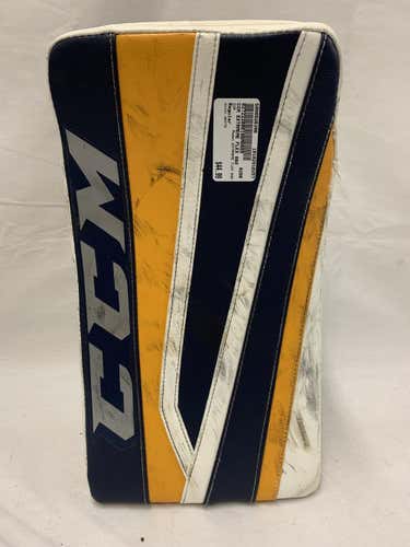 Used Ccm Extrmeme Flex 860 Regular Goalie Blockers