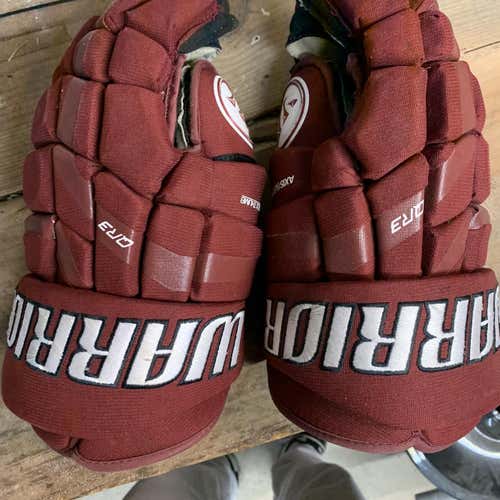 Red Senior Warrior Alpha QX3 15" Gloves