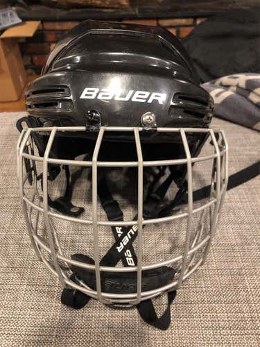 Black  Large Bauer 2100 Helmet