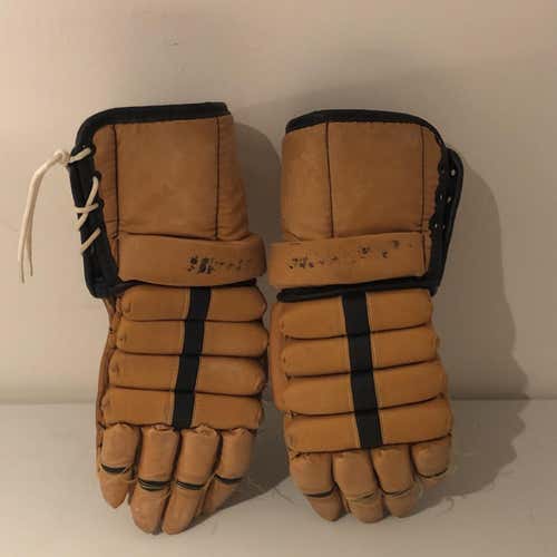 Vintage Senior Cooper Hockey Gloves
