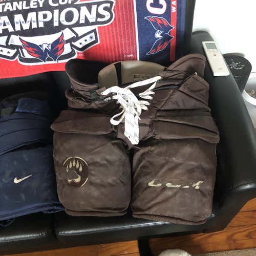 Hershey Bears Streamline Brown CCM 14A Pro Stock Hockey Goalie Pants
