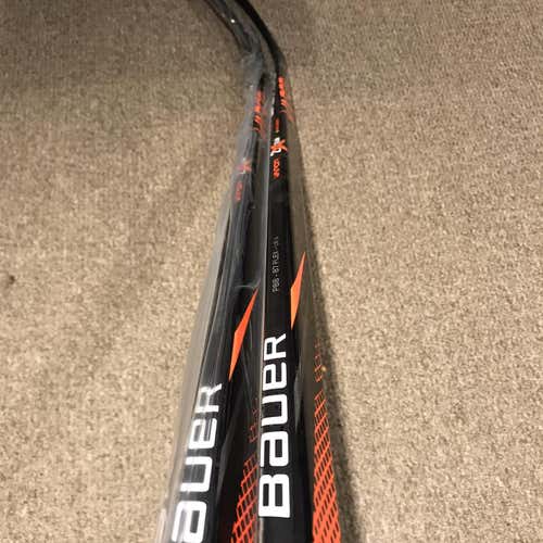 NEW 2 pack Bauer 2X Team - RH P88 87flex (+0")