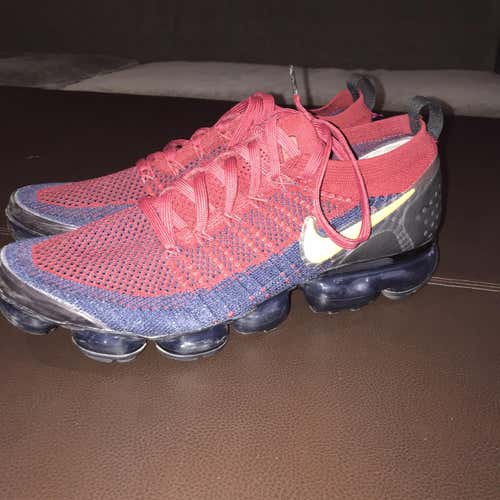 Red Men's 11 (Women's 12) Nike Shoes