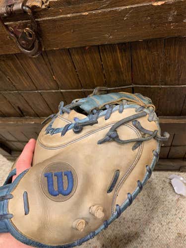 Gray High School/College Catcher's A2000 32.5" Baseball Glove