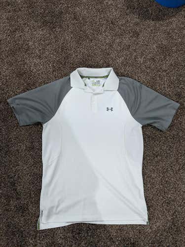Adult Men's Medium Under Armour Shirt