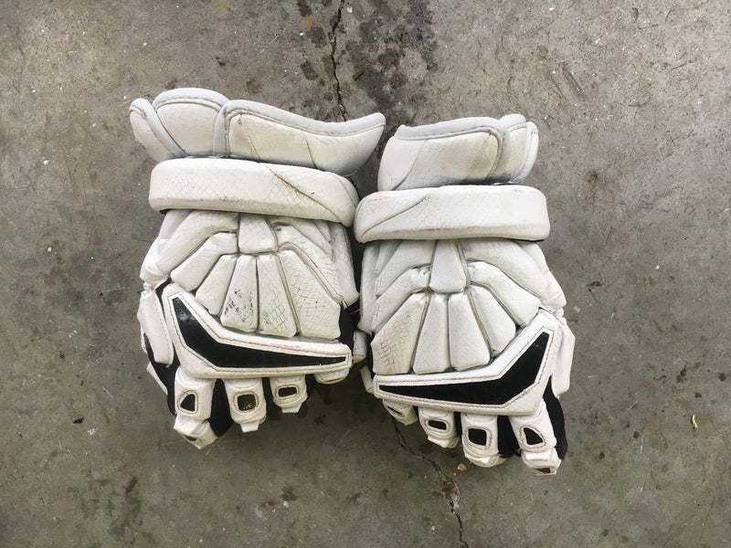 RARE MIKEY POWELL Bring Lacrosse Gloves White Player Brine Lacrosse Gloves