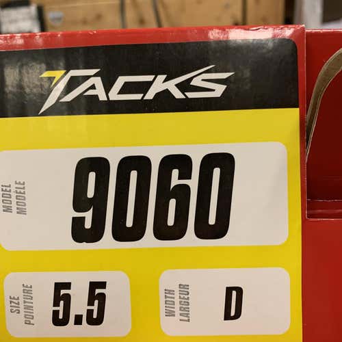 Junior CCM Tacks 9060 D&R (Regular) Size 5.5 Hockey Skates