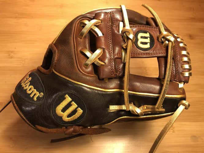 Brown Black Wilson Right Handed Infield A2K Baseball Glove 11.5"