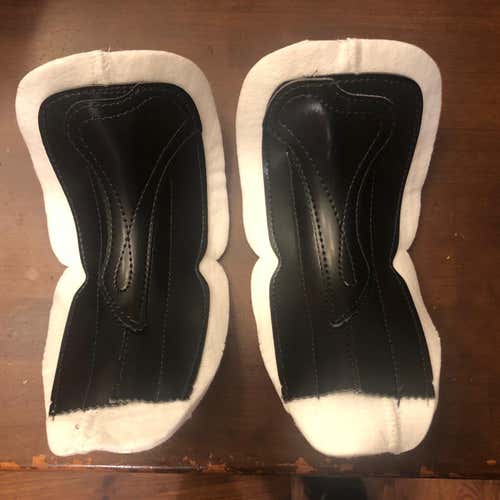 Bobby Clarke Tongues