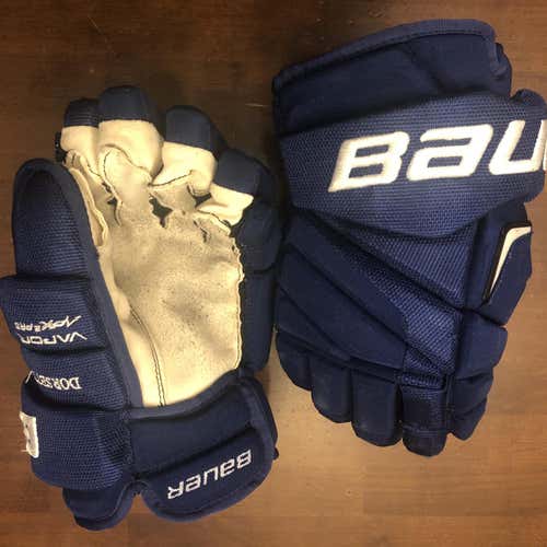 Bauer Vapor APX2 Pro 14" Pro Stock Gloves