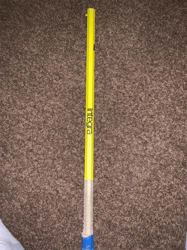 Epoch Integra Shaft Yellow