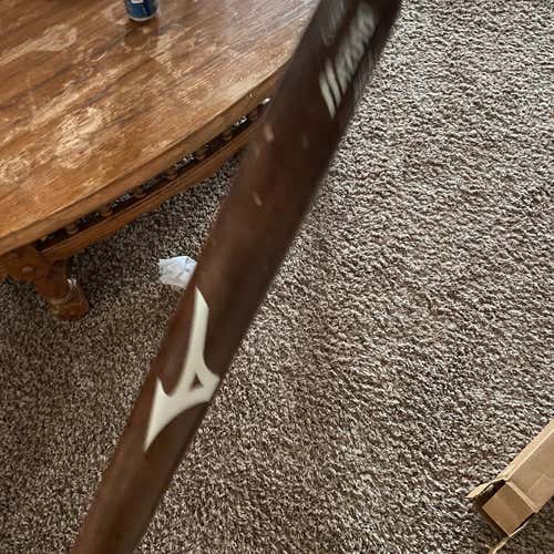 High School/College  Wood Bamboo (-3) 29 oz 32" Bat