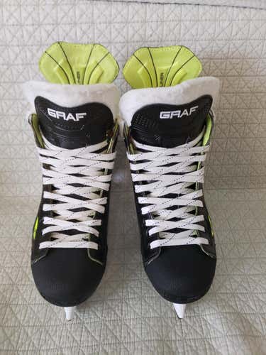Senior Graf Ultra G8035 Hockey Skates E&W (Wide) Size 6.5