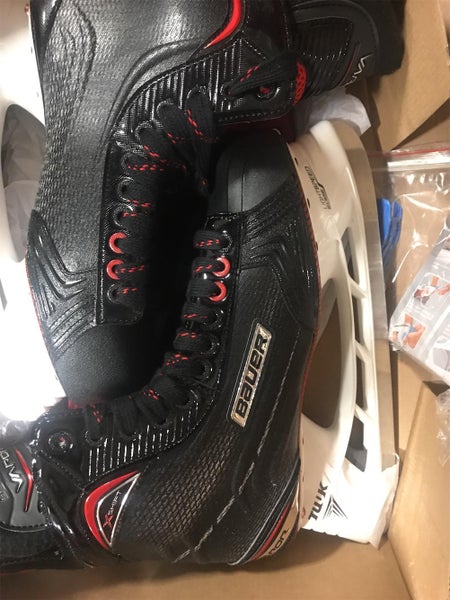 Senior Bauer Vapor X Shift EE (Extra Wide) Size 10.5 Hockey Skates