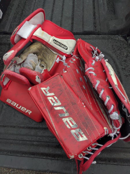 Red Youth Bauer Regular RX6 | SidelineSwap | Buy and Sell on SidelineSwap