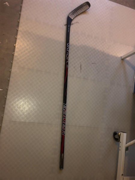 Intermediate Right Handed Vapor APX Mid Hockey Stick