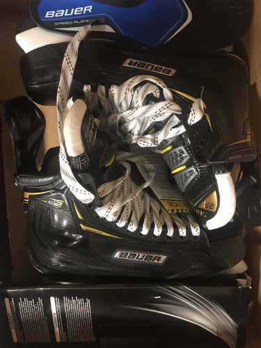 Senior Bauer Supreme 2S Pro D&R (Regular)  Size 11 Hockey Skates