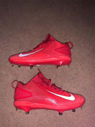 New NIKE TROUT 3 size 12 cleats NO BOX