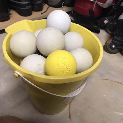 20 Lacrosse Balls