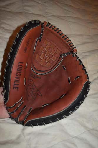 Louisville Slugger Catcher's GTPS-205 Tournament Series Softball Glove - Like New
