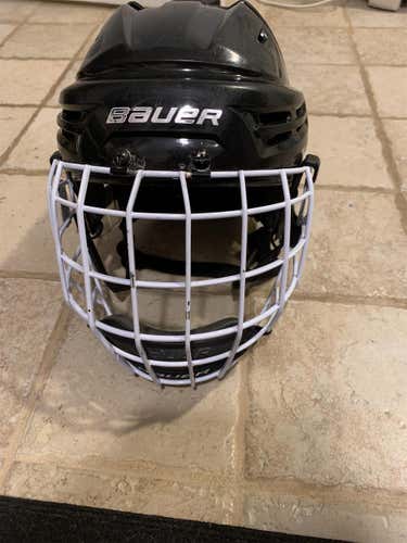 Bauer React With White Cage
