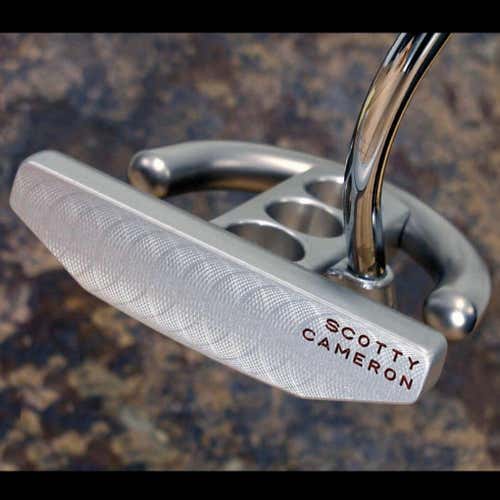 Men's Right Handed Futura 35" Putter