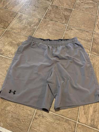 Gray Men's Large Under Armour Shorts