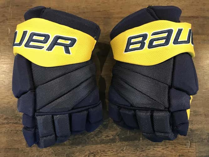 Blue Junior Bauer Vapor Pro Series Gloves 11"
