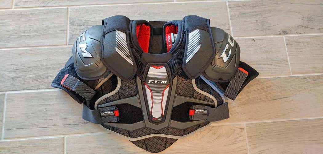 CCM JetSpeed FT390 Shoulder Pads Senior Medium