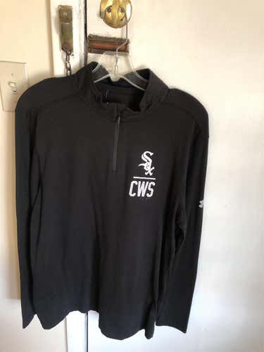 Chicago White Sox Under Armour Men’s 1/4 Zip Pullover Medium