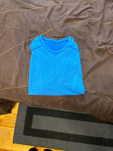 Blue Men's Extra Large Lululemon Metal Vent Tech T-Shirt