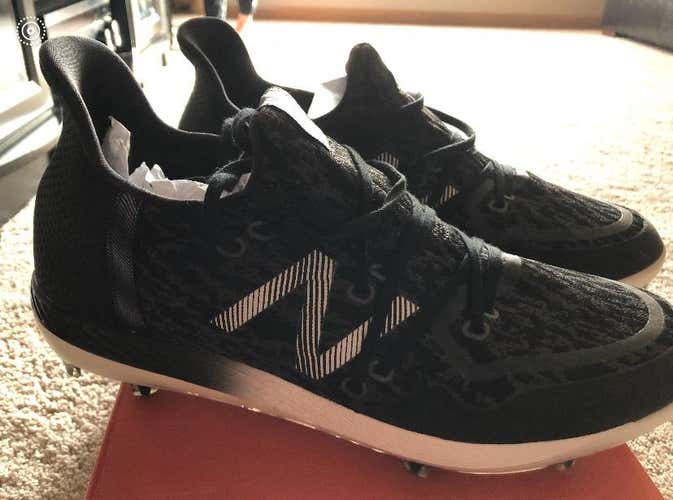 Black Men's Molded Cleats New Balance