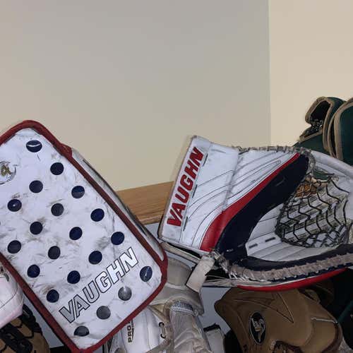 Vaughn Pro Model Glove Set