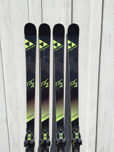 Fischer RC4 World Cup GS Skis