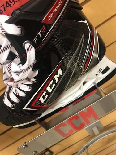 Junior CCM JetSpeed FT2 D&R (Regular)  Size 5.5 Hockey Skates
