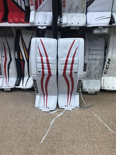 MacIntyre Custom V6 35" plus 1.5" Vaughn Velocity V6 Pro Stock Goalie Leg Pads