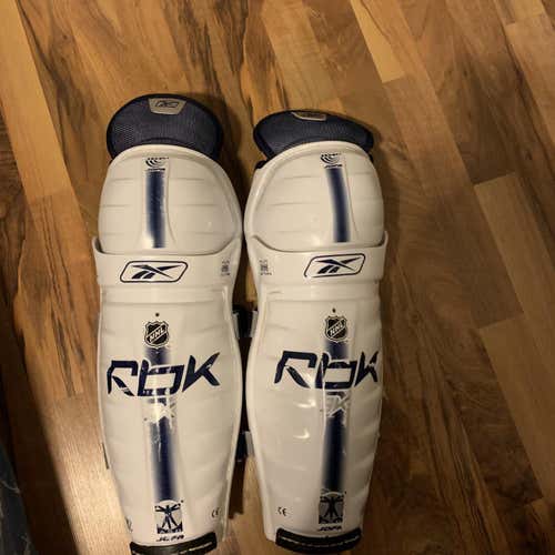Senior Reebok 3K  Shin Pads