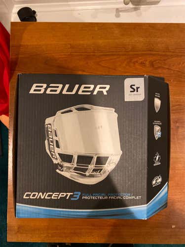 Senior  Bauer Concept 3 Full Shield Full Cage