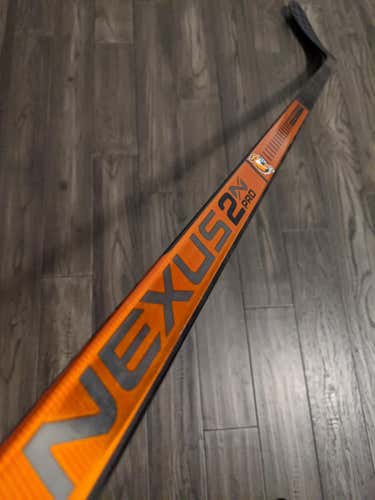 Like-New LH PRO STOCK Bauer Nexus 2N PRO SE - 87 Flex P92